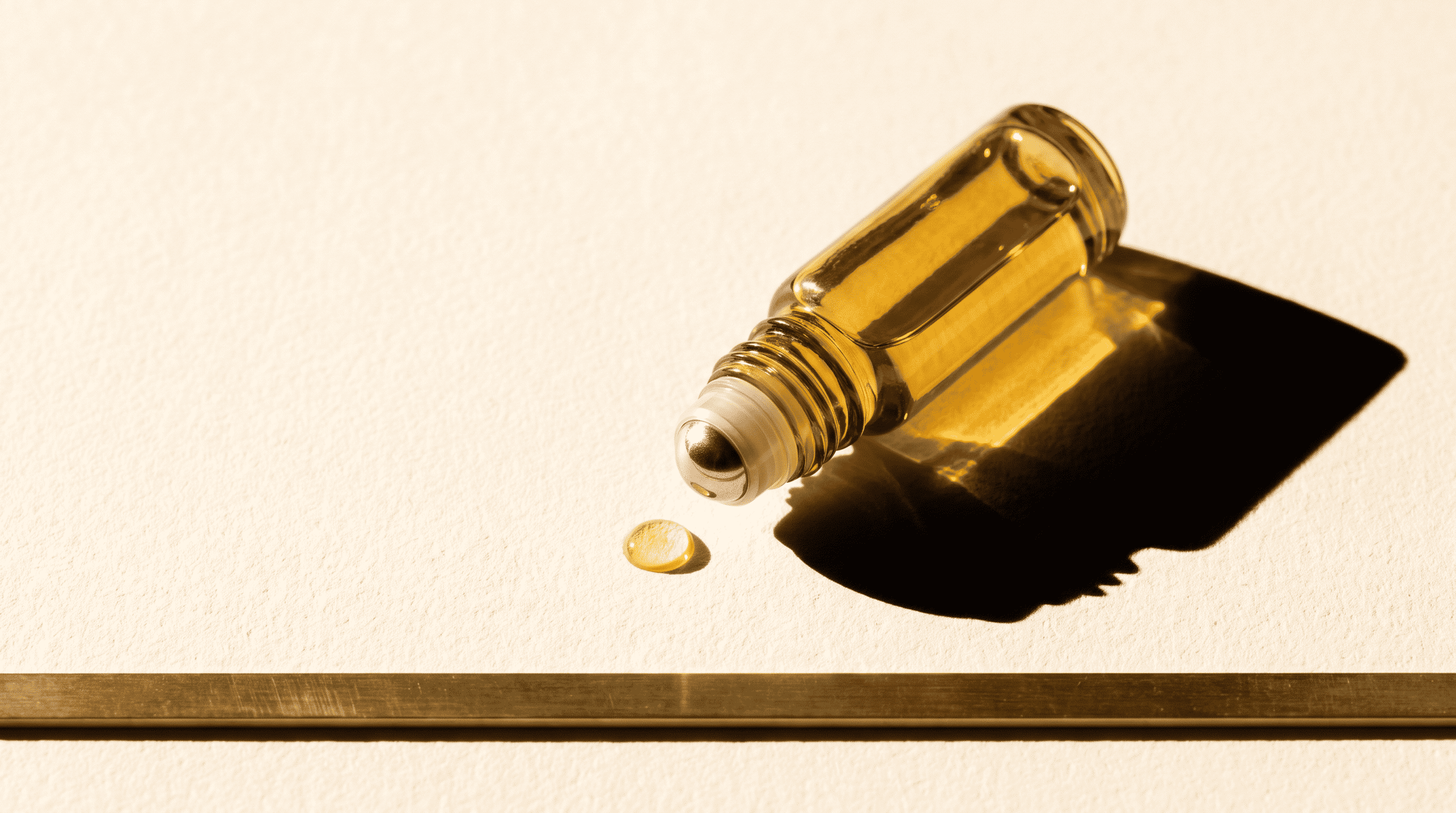Oil Perfumes and Roll-Ons: Why They Last - 20.O2