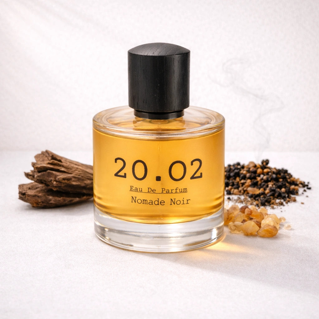 Nomade Noir Perfume Bottle Angled — 20.O2